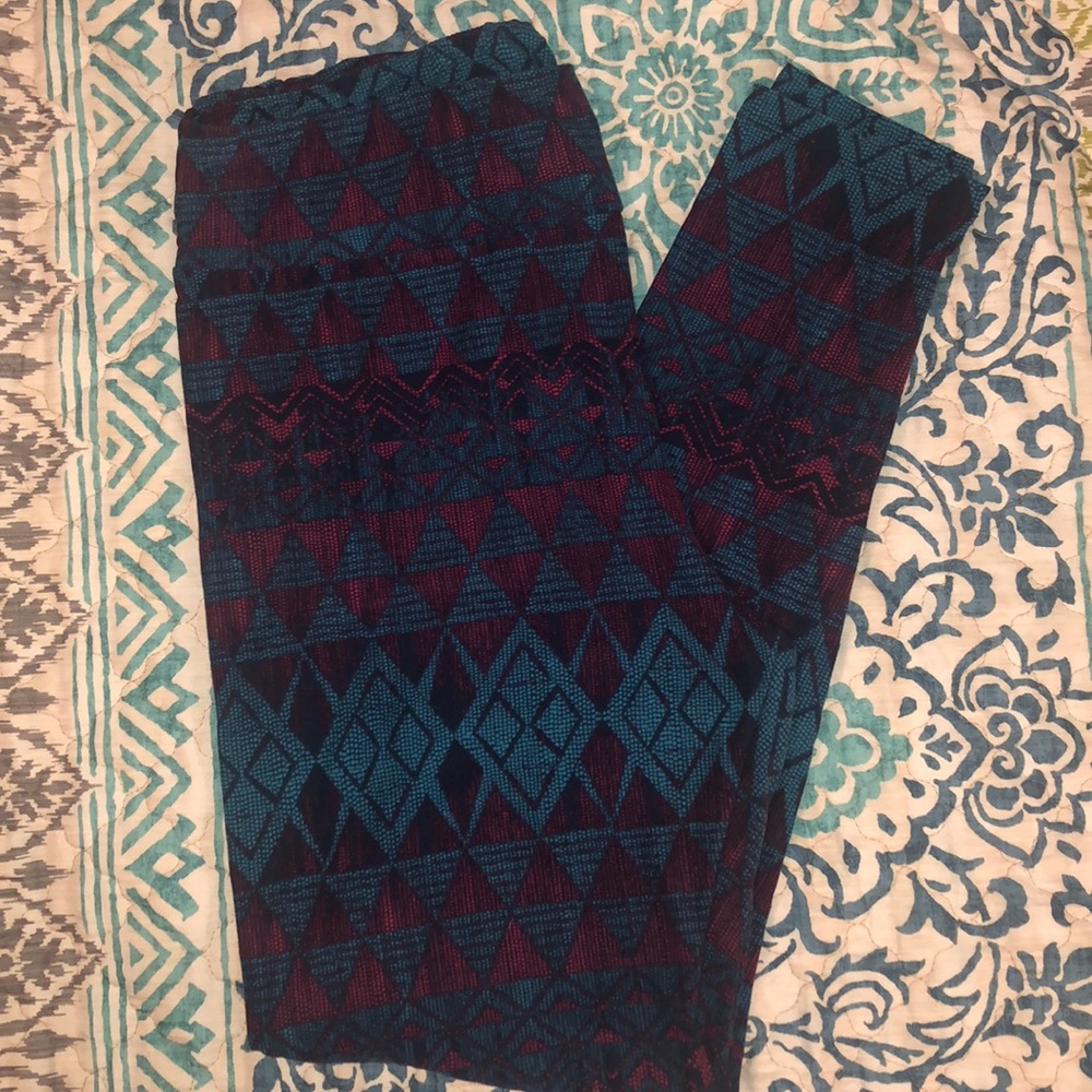 Women’s tall and curvy LuLaRoe leggings